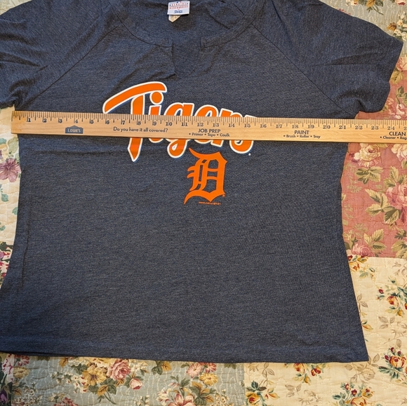 Detroit Tigers cut crew neck tshirt - Picture 5 of 7